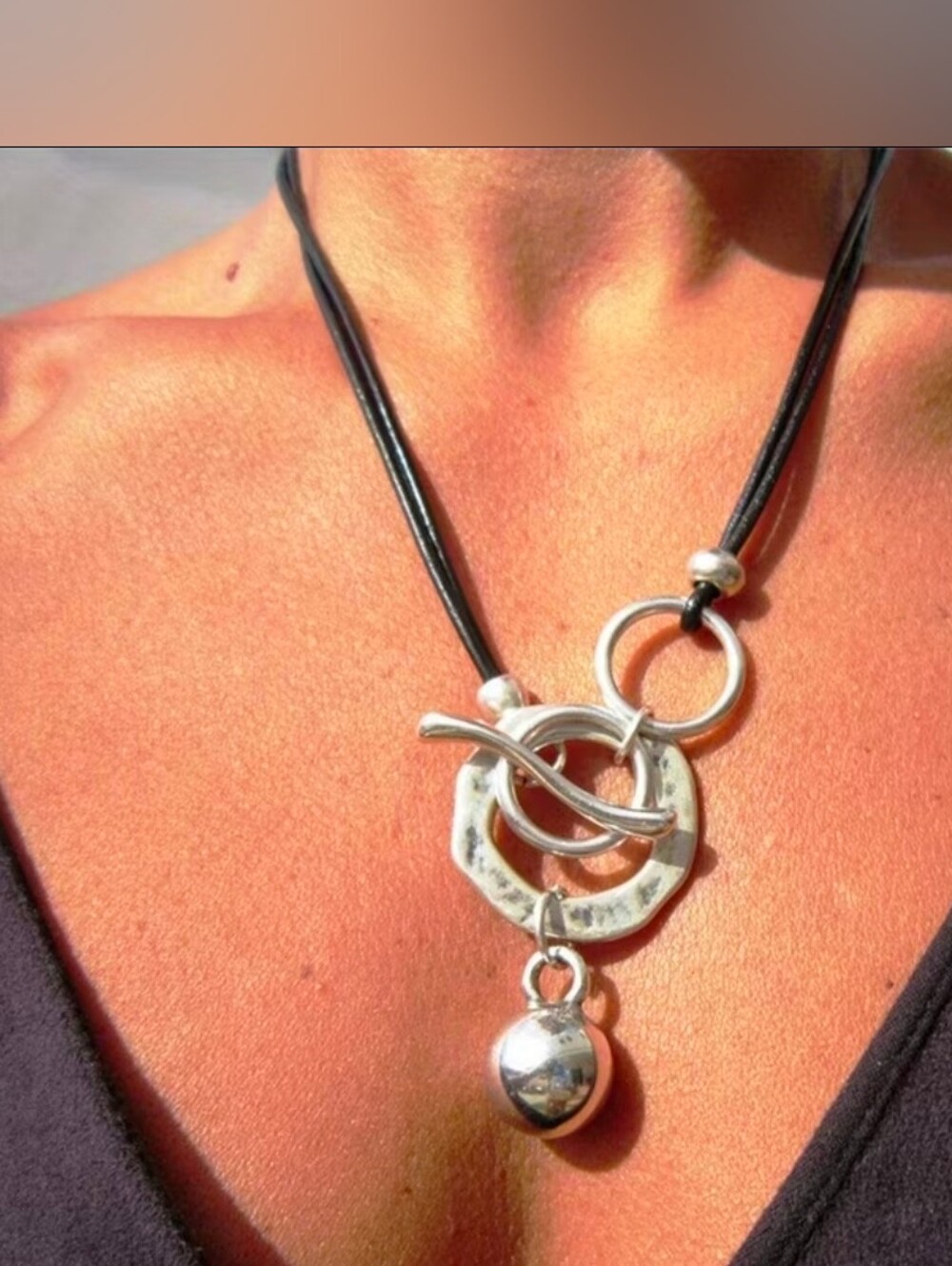 Silver-Tone Toggle Pendant Necklace in Black